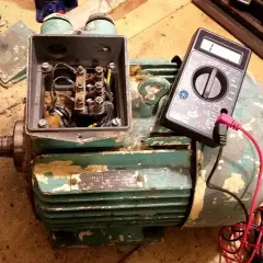 Jak sprawdzić silnik elektryczny miernikiem i uniknąć kosztownych awarii