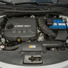 Silnik CRDi 1.7V, idealny do miasta i na trasy. Sprawdź opinie i przekonaj się o jego niezawodności.