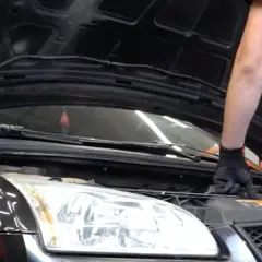 Ile oleju potrzebuje ford focus mk2 1.6 benzyna na wymianę?