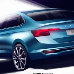 Niebieska Skoda Slavia na szkicu designerskim, widok z tyłu i boku. Elegancka linia nadwozia i nowoczesne światła.