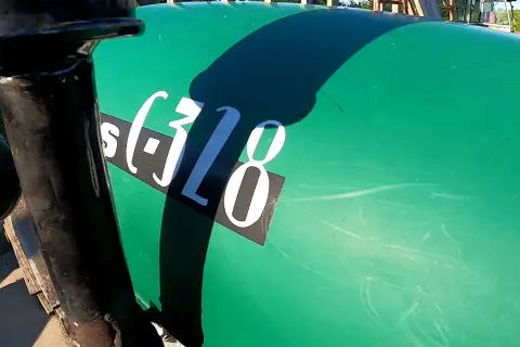 Ile oleju wchodzi do silnika C 328? Sprawdź, by uniknąć problemów
