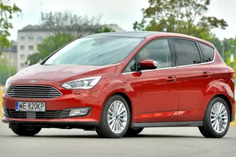 Ford C-Max jaki silnik wybrać? Porównanie opcji i ich zalety