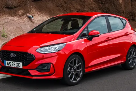 Ford Fiesta MK7 jaki silnik wybrać? Odkryj najlepsze opcje silnikowe
