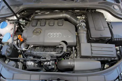 Silnik TFSI Audi A3. Wiele osób chwali sobie ten silnik, a jego budowa jest widoczna na zdjęciu.