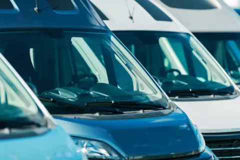 Jaki bus na LPG? Sprawdź najlepsze modele i ich zalety