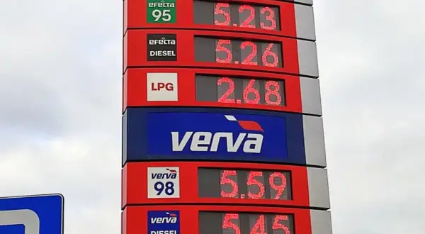 Ile kosztuje diesel w Czechach? Ceny, które mogą cię zaskoczyć