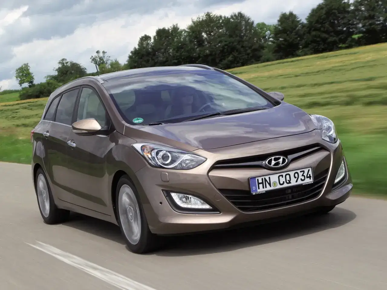 Hyundai i30 1.4 benzyna - czy warto? Opinie, spalanie i usterki