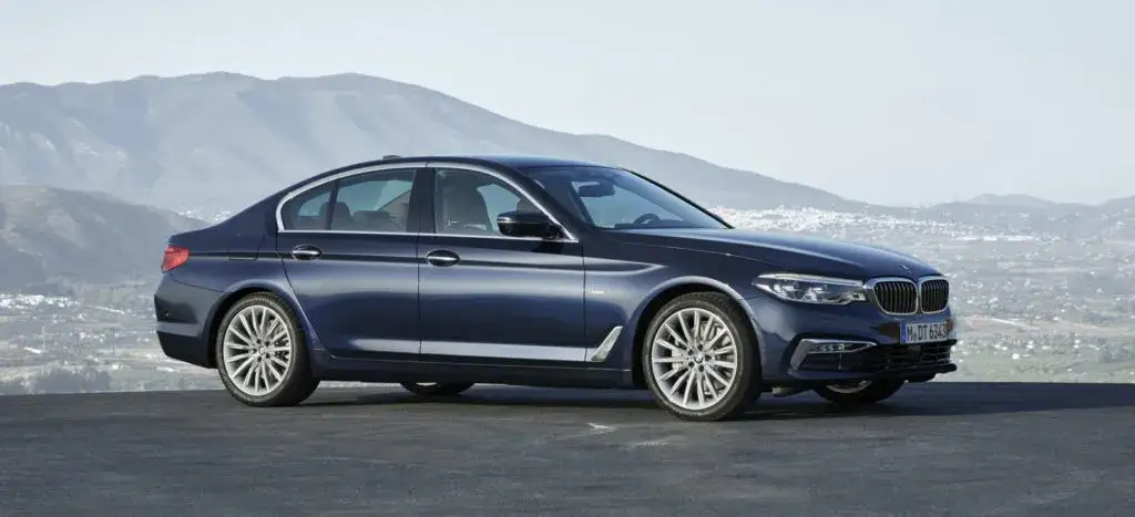 Zdjęcie BMW F10 jaki silnik wybrać - uniknij najczęstszych problemów i kosztów