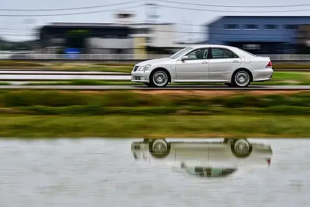 Zdjęcie Ile pali Toyota Yaris 1.3 benzyna? Odkryj zaskakujące spalanie!