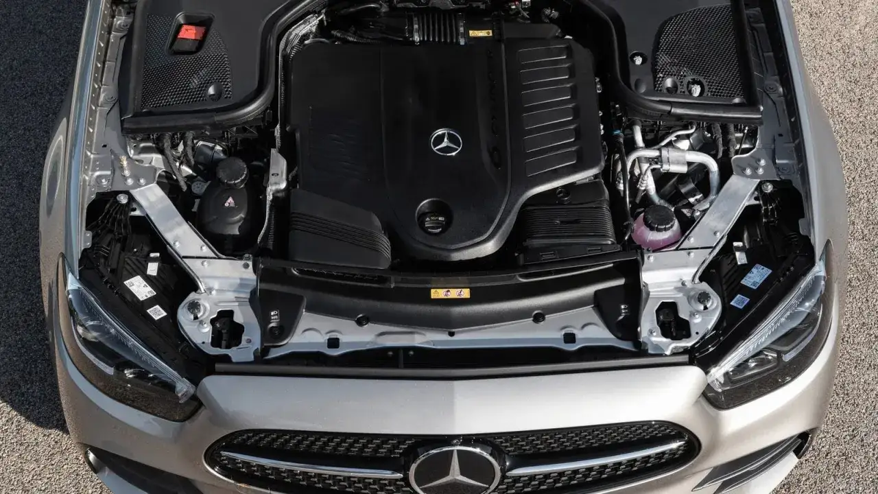 Zdjęcie Mercedes W213 jaki silnik - poznaj najlepsze opcje i ich osiągi