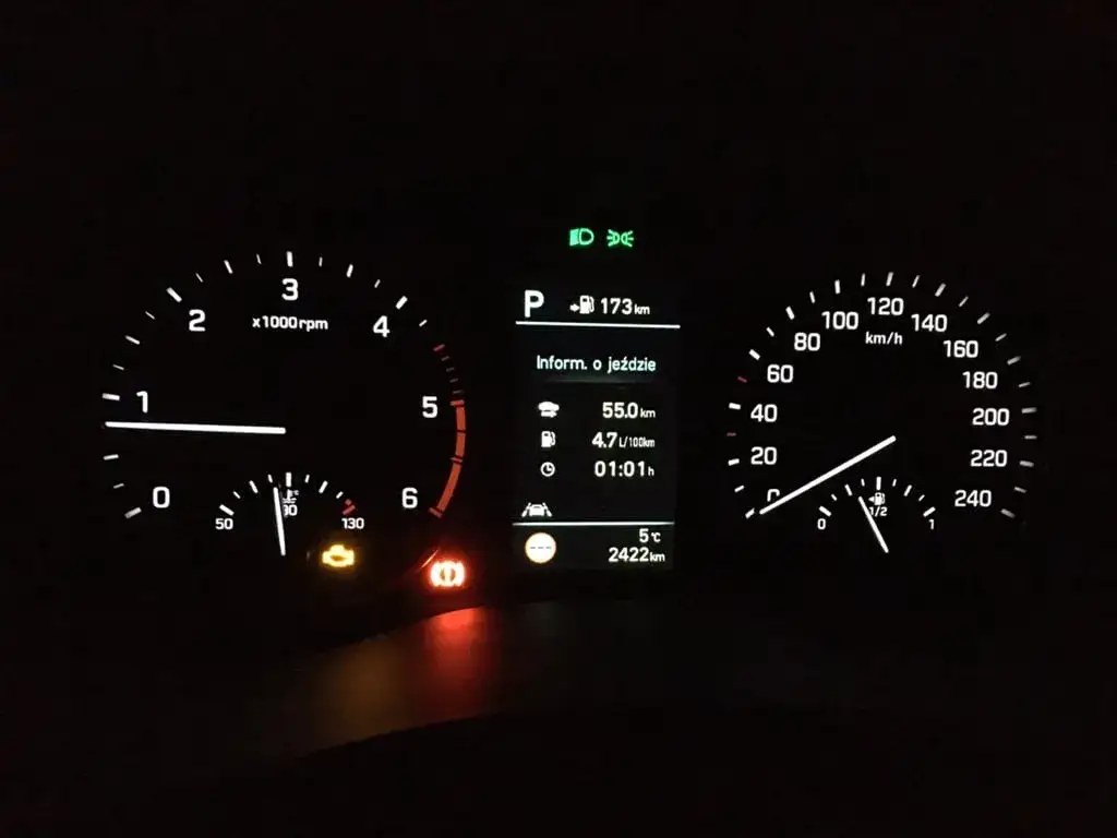 Zdjęcie Ile pali Hyundai Tucson 2.0 benzyna? Sprawdź, co musisz wiedzieć o spalaniu