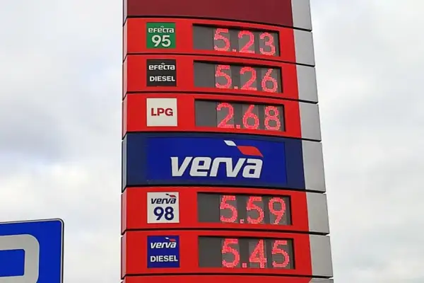 Ile kosztuje diesel w Czechach? Ceny, które mogą cię zaskoczyć